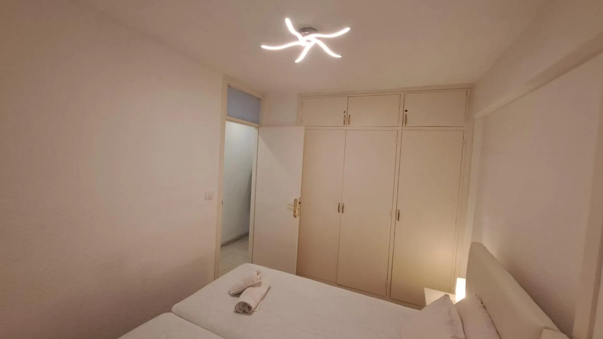 Great Ocean View, Beach At 3 Min, One Bedroom Apartment 美洲海滩