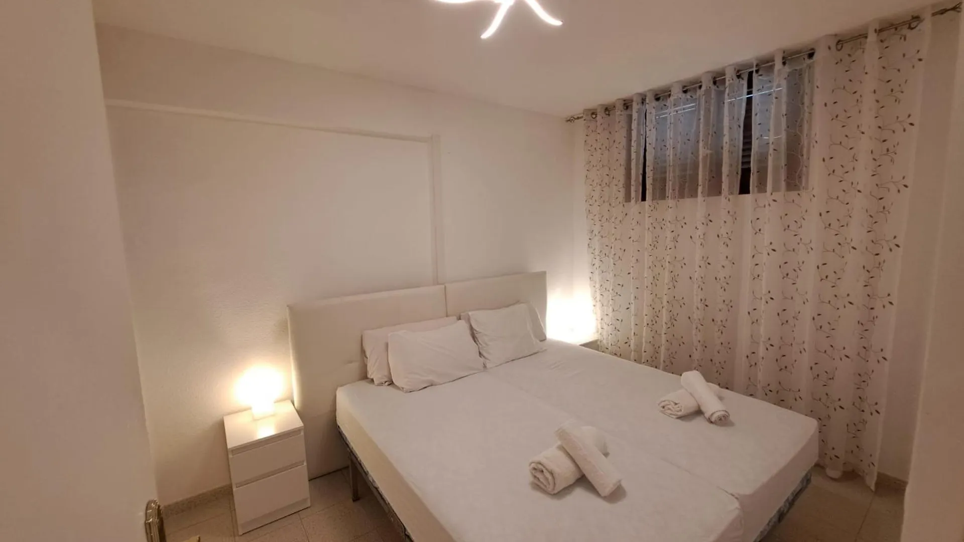 Great Ocean View, Beach At 3 Min, One Bedroom Apartment 美洲海滩