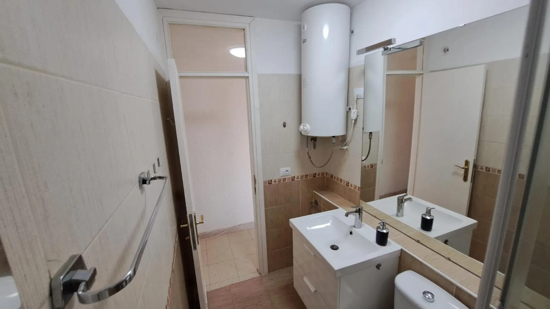 Great Ocean View, Beach At 3 Min, One Bedroom Apartment 美洲海滩